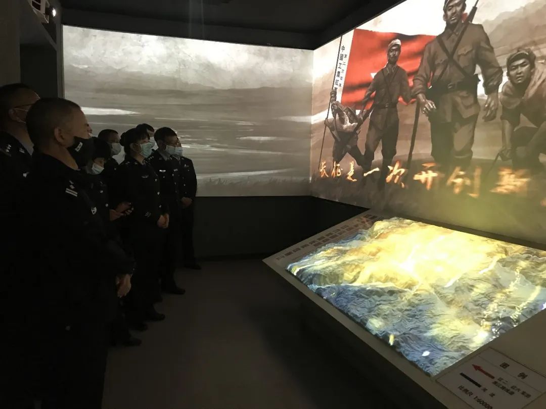 什么是沉浸式学习解说视频 00303568713_ce4b4325.jpg